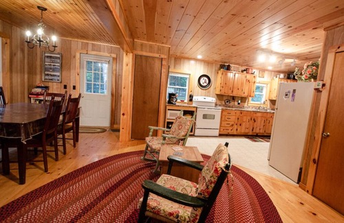 Cherryfield House | Loon Cove Cabin at Spring River Lake