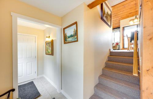 Lincoln House | Loon Mountain Townhome with Pool and Slope Views!