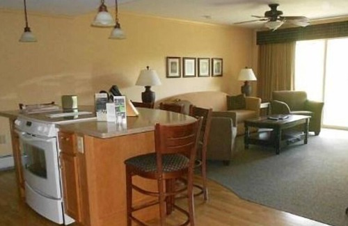 Lincoln Condo | Loon MTN Inn Season Pollard Brook Resort NH School Vacay Feb. 16th to 23rd