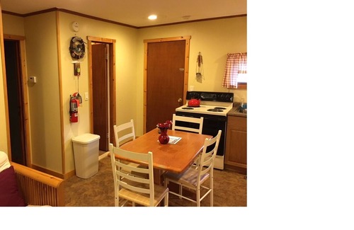 Chestertown Apartment | Loon's Lair, A Beautiful immaculate Adirondack 2 Bedroom 3 Bathroom Suite