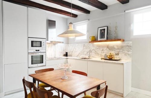 Barrio de las Letras Apartment | Lope de Vega