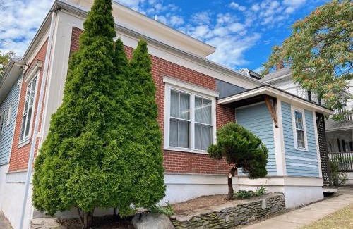 South Medford Apartment | Lord Medford Apartments