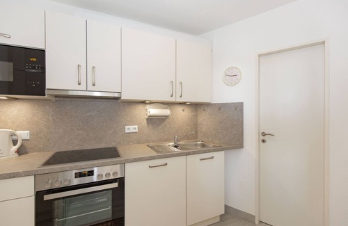 Duhnen Apartment | Lord Nelson App.503-66m² vacation apartment in Döse, close to the beach, swimming pool and sauna
