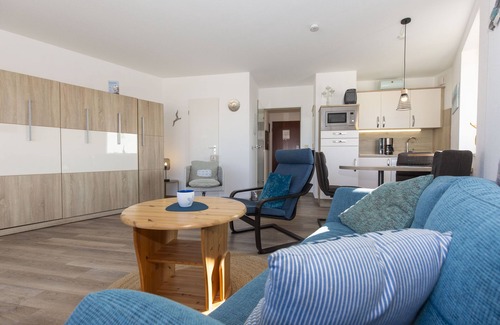 Duhnen Apartment | Lord Nelson App.410 -43m² vacation apartment in Döse, close to the beach, swimming pool and sauna