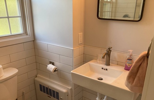 Lordship House | Lordship Stratford Ct 2Bed/2Bath 1 minute walk to Sound Beach