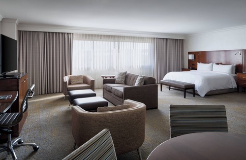 Burbank Hotel | Los Angeles Marriott Burbank Airport