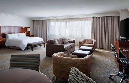 Burbank Hotel | Los Angeles Marriott Burbank Airport