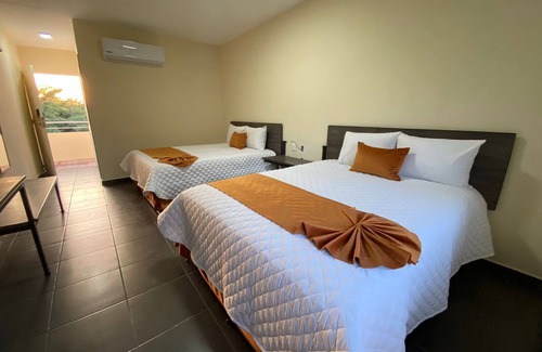 Cotaxtla Hotel | LOS BAMBUES