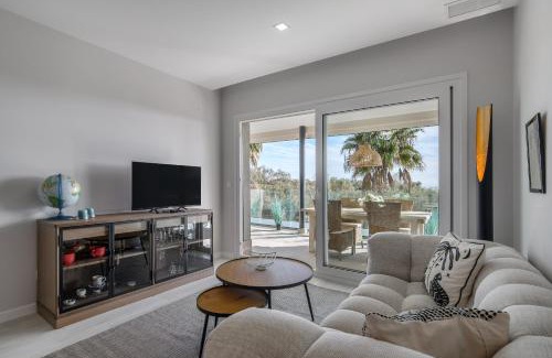 Ayamonte Apartment | Los Camaleones by Ĥ - Playa de los Haraganes HLHC4002P61