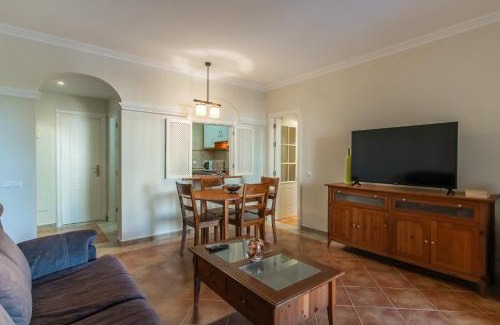 Ayamonte Apartment | Los Cisnes by Ĥ - Playa de los Haraganes HLHC120P29