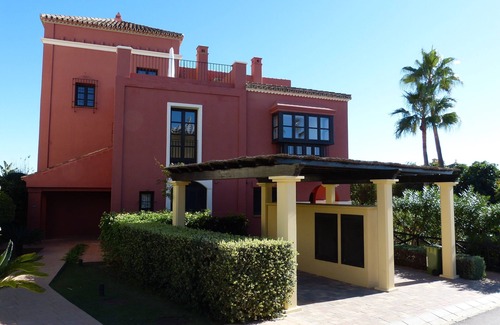 San Roque House | Los Cortijos 57 Sotogrande Luxury House by La Reserva Golf Club