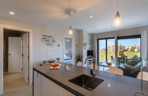 Ayamonte Apartment | Los Flamencos by Ĥ - Playa de los Haraganes HLHF4203PE56