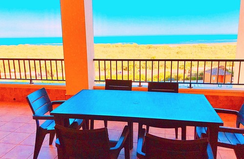 Ayamonte Apartment | Los Pelícanos - Apartamento superior con terraza frontal al mar