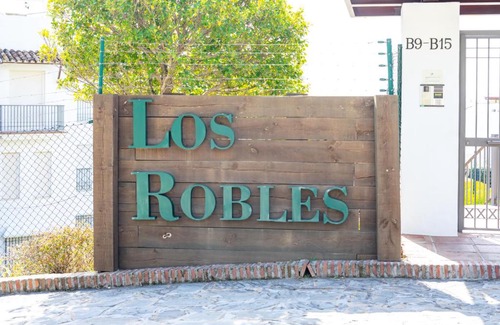 Benahavis Apartment | Los Robles de Los Arqueros golf 3 bedrooms apartment.