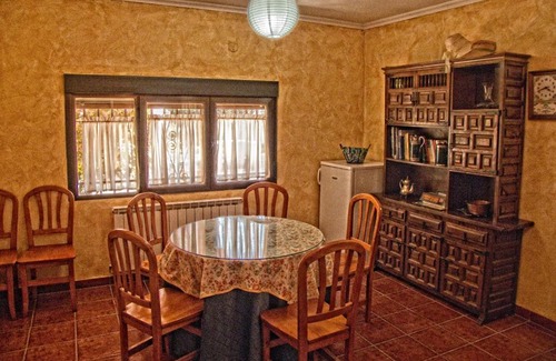 Arenas de San Pedro House | Los Sotillos De Gredos
