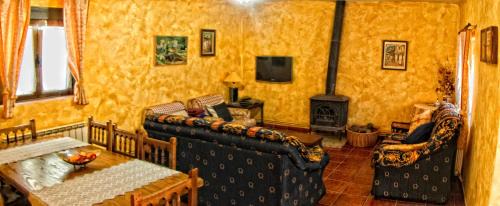 Arenas de San Pedro House | Los Sotillos De Gredos