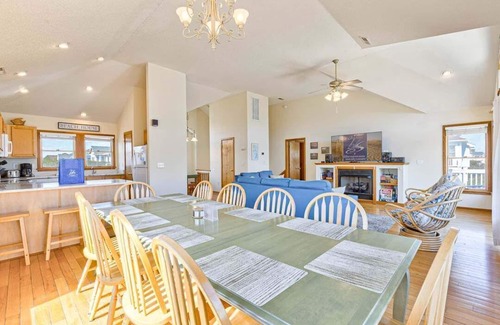 Ocean Sands House | Lost At Sea | 590 ft to the beach | Private Pool and Hot Tub