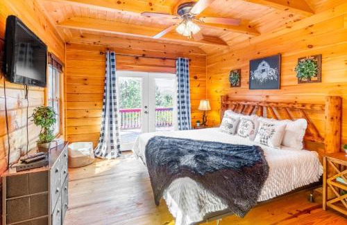 Whittier House | Lost Indian Hideaway