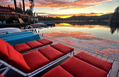 Shelton Cabin | Lost Lake Love Shack, a great place to make memories with friends & family!
