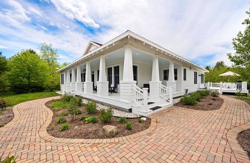 Ellison Bay House | Lost Lane-Secluded Luxury Retreat w/Hot Tub in Ellison Bay
