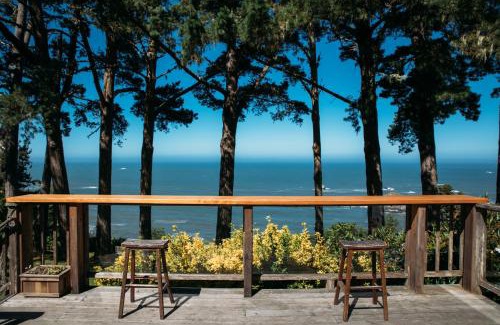 Trinidad Bed & Breakfast | Lost Whale Inn