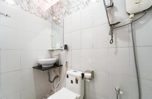 District 9 Bed & Breakfast | LOT Hotel