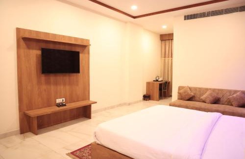 Raipur Hotel | Lotus Resort