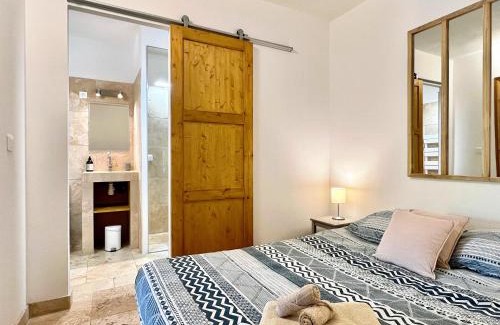 Lancon-Provence Apartment | Lou Maestoso - Cosy, Campagne, CLIM, 2 personnes