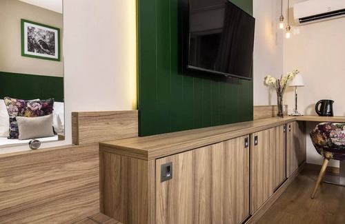 Greoux-les-Bains Apartment | Lou Paradou Residence * - Comfort Studio 2 People Garden View