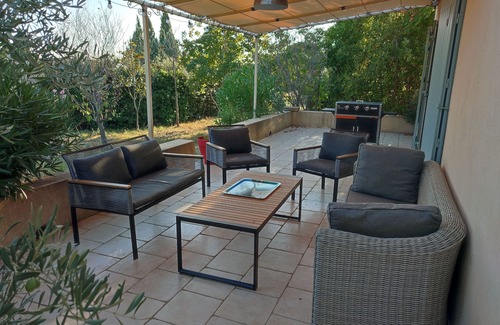 Lourmarin Villa | Lourmarin, au Calme, à 1Km du Centre Village