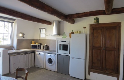 Lourmarin House | LOURMARIN:GROUND FLOOR IN BASTIDON AT THE FOOT OF THE LUBERON
