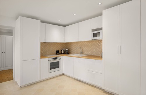 Palais-Royal Apartment | Louvre/Palais Royal Three Bedroom Duplex