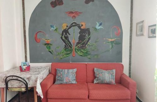Finalborgo Apartment | Love and Peace House con deposito biciclette privato