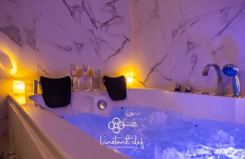 Bollee Apartment | Love au Mans - Sauna et Jacuzzi inclus