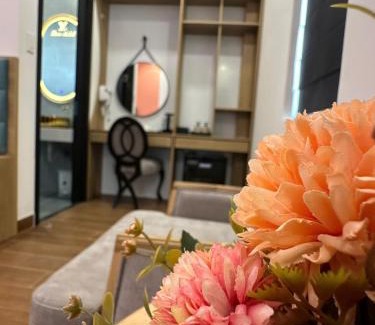 Trung Chanh Hotel | Love Hotel Tô Ký