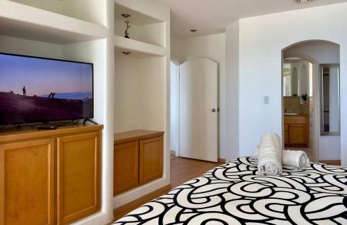 Playa Encantada House | Love La Jolla Hot Tub and Pools