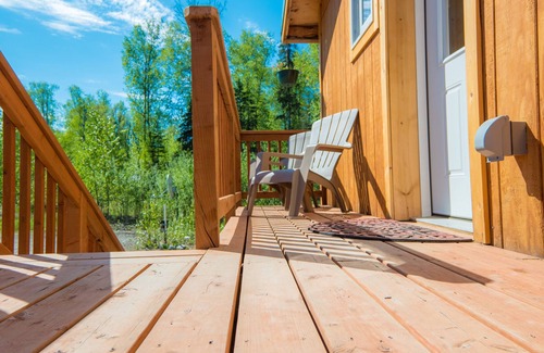 Talkeetna Cabin | Love-Lee Cabins (#3) offers all of the amenities to make it your 2nd home!