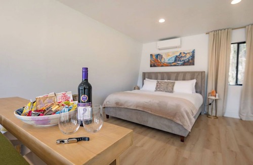 Oakhurst House | Love-Lee Nest W/Stunning Views