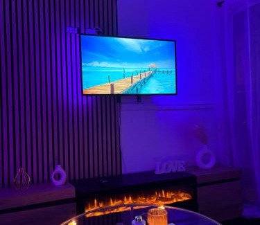 Le Blanc-Mesnil House | Love room
