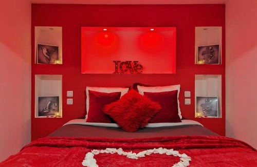 Villeneuve-de-la-Raho Apartment | Love Room Perpignan Jacuzzi & Ambiance romantique