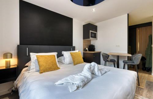 Sotteville-les-Rouen Apartment | Love Room Pour un séjour en amoureux