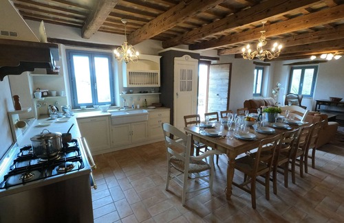 Belmonte Piceno Villa | Loved by families & groups - spacious villa, scenic, air con, gym, pool