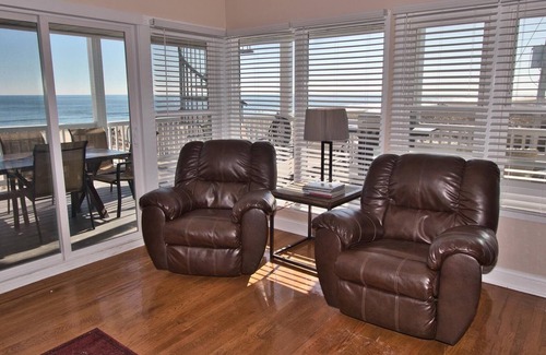 Loveladies House | Loveladies - ~LBI~ - Stupendous - Five/Six Bedroom - Oceanfront