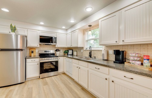 Loveland House | Loveland Retreat Near Dtwn w/Outdoor Dining!