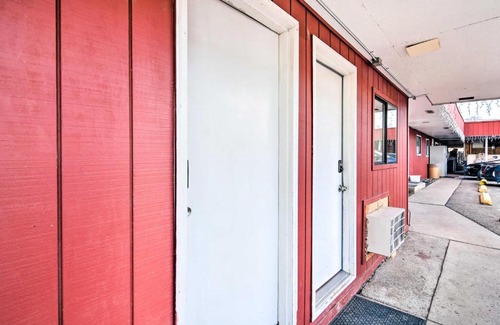 Loveland Apartment | Loveland Vacation Rental - 1 Mile to Lake!