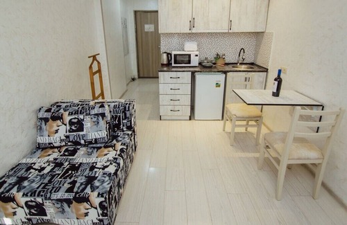 mtatsminda Apartment | Loveliest Studio in Batumi with Terrace