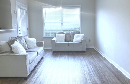 Dunwoody Apartment | Lovely 1 Bed Room unit with Free Parking