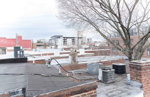 Jackson Ward Apartment | Lovely 1-bedroom apartment in Downton Arts District 5 mins from VCU