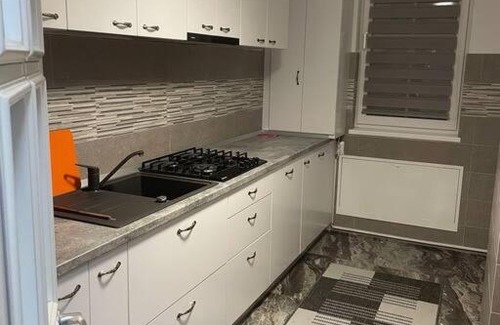 Ciurea Apartment | Lovely 1 bedroom apartment with parking