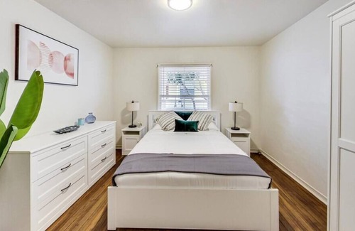 Downtown Berkeley Apartment | Lovely 1 Bedroom Near Campus!